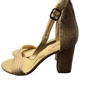 Jeffrey Campbell women’s tan Rowboat Round Toe Ankle strap Sandals